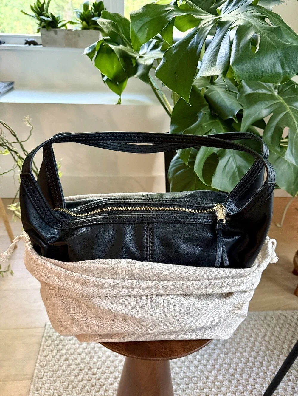 Dolce Vita Genuine Black Leather Slouchy Hobo Shoulder Bag Minimalist Chic